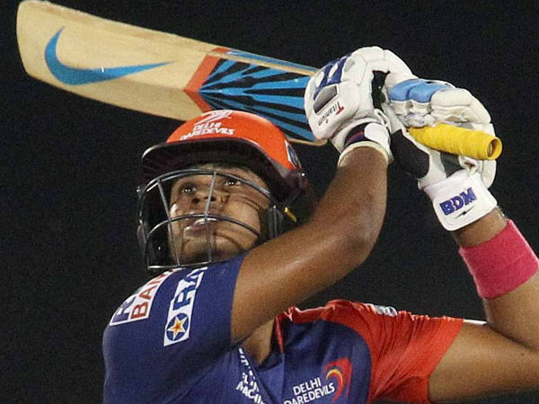 ബാറ്റിംഗില്‍ ശ്രേയസ് അയ്യര്‍