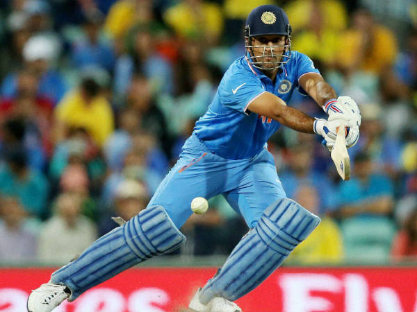 ധോണി പൂര്‍ണ പരാജയം