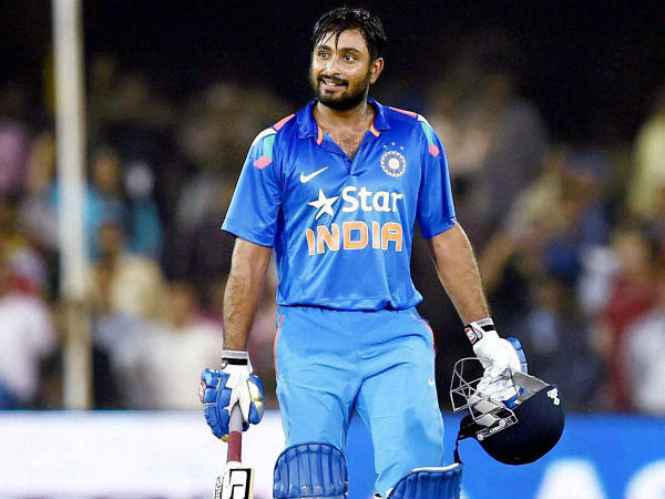 റായുഡുവും ഓള്റൗണ്ടര് റായുഡുവും ഓള്റൗണ്ടര്