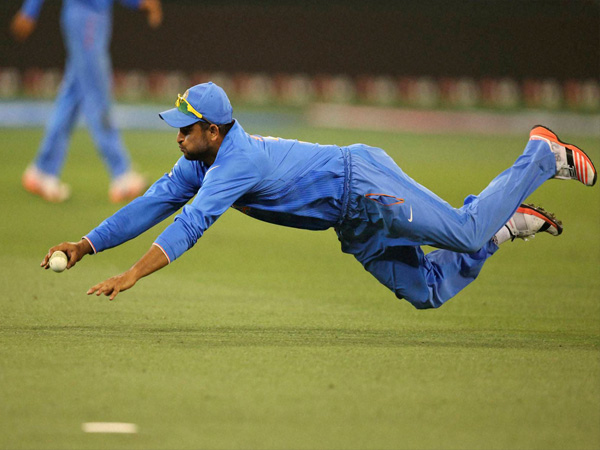 ക്യാച്ചെടുക്കാന്‍ ആള് വേണ്ട