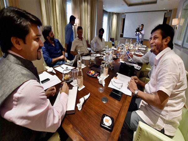 ആറാഴ്ചയ്ക്കകം റിപ്പോര്‍ട്ട്