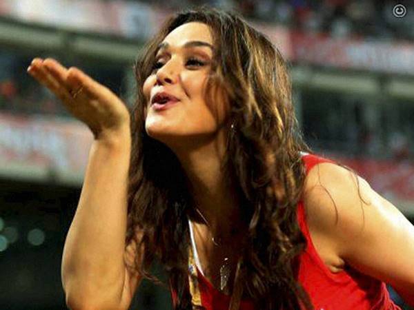  എന്ത് അസംബന്ധമാണീ പറയുന്നത്