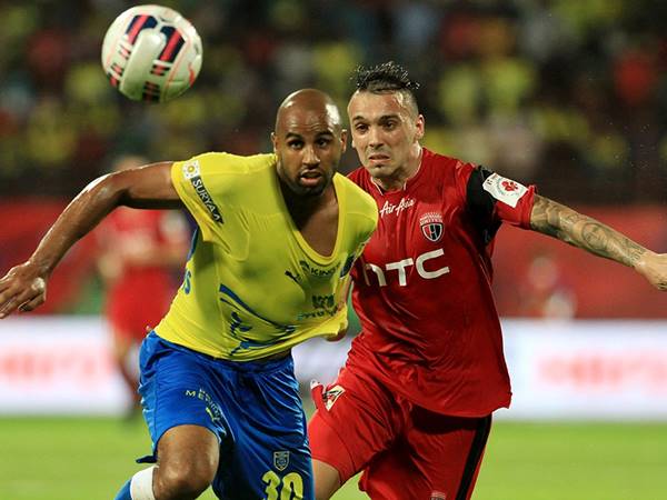 ഒരെണ്ണം മടക്കി