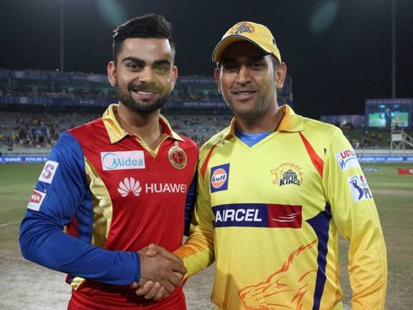 കോലിയും ധോണിയും