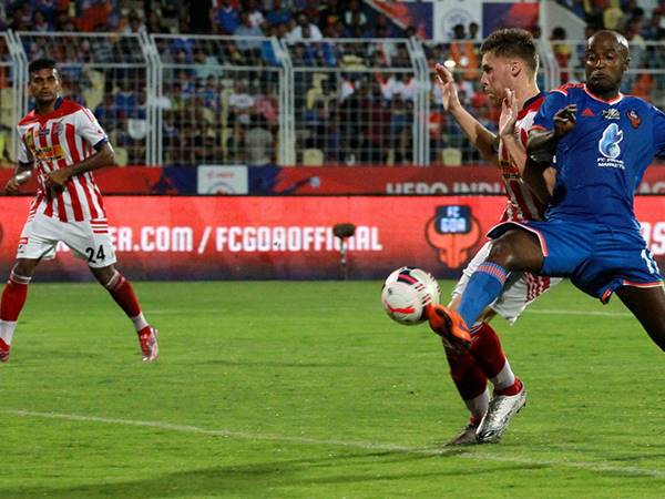 കളി പരുക്കനാകുന്നു