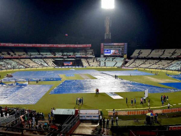 വികാരാധീനനനായി ലക്ഷ്മണ്‍