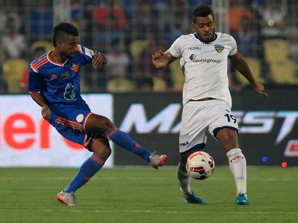 പന്തിനായി ഒരു പോരാട്ടം