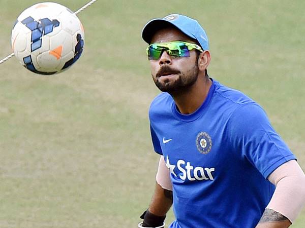 കുറ്റപ്പെടുത്തല്‍ പരസ്യമായി