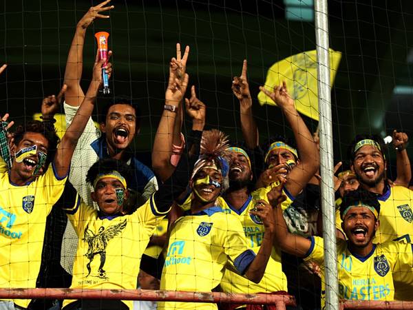 കൊച്ചിയുടെ റെക്കോര്‍ഡ് തകര്‍ക്കാന്‍ കൊല്‍ക്കത്ത