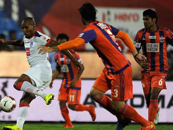 ആദ്യ ഗോള്‍