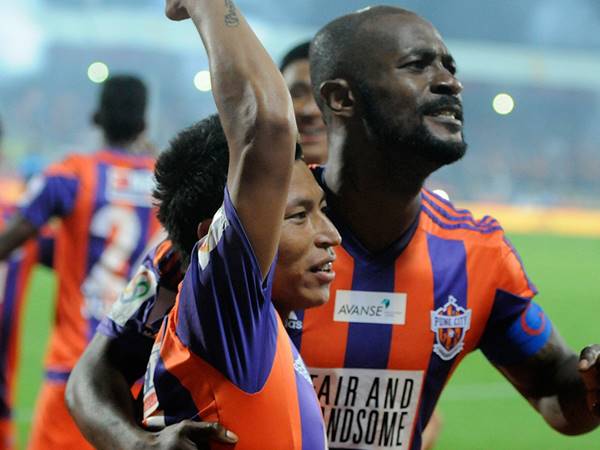 അര്‍ണബ് മൊണ്ടല്‍ രക്ഷകനായി