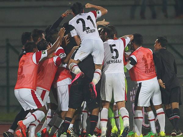 ടീമിന്റെ ആഹ്ലാദ പ്രകടനം