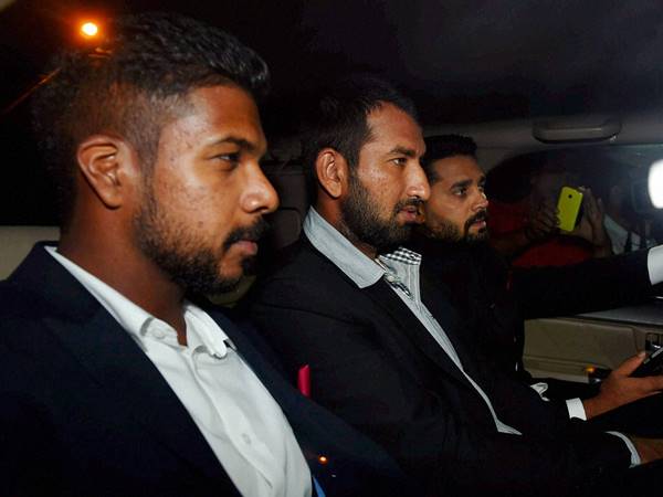 താരങ്ങളുണ്ട്