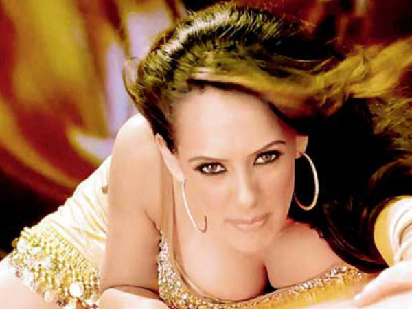 ഐറ്റം ഡാന്‍സ് കണ്ടിട്ടുണ്ടോ