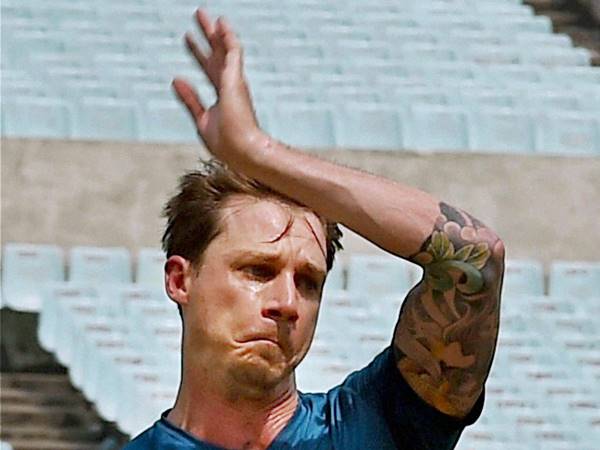 സ്‌റ്റെയ്ന്‍ ഒന്നാമത്