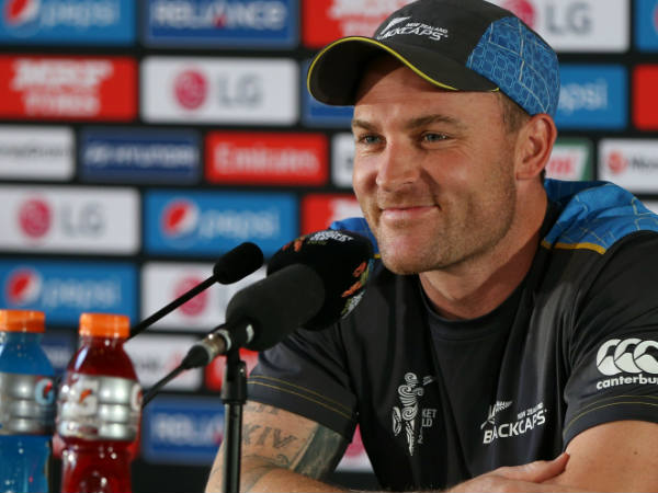 വാര്‍ത്താസമ്മേളനത്തില്‍ വിരമിക്കല്‍ തീരുമാനം