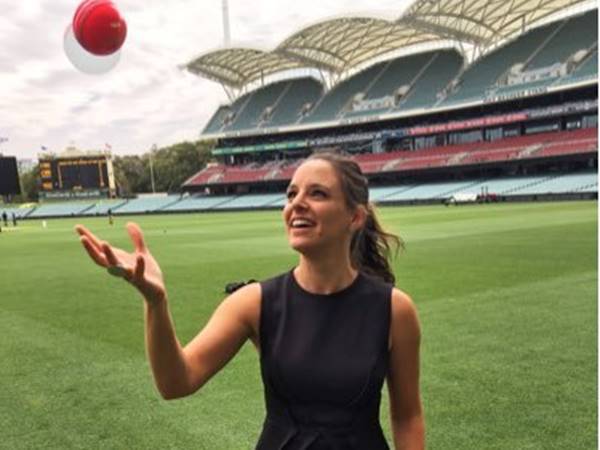 സൗന്ദര്യം കണ്ട് മയങ്ങിപ്പോയി