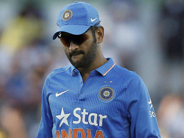 ധോണിയാണ് വില്ലന്‍