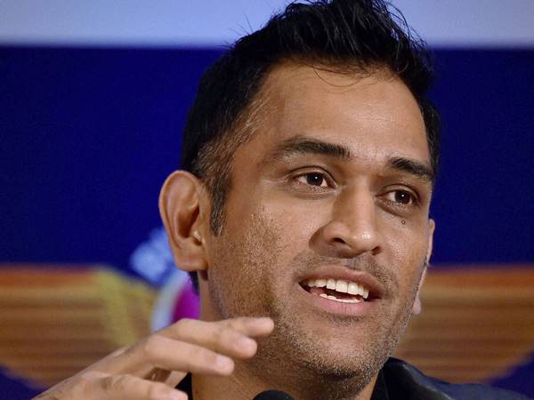 പൊളിറ്റിക്കലി കറക്ടല്ല