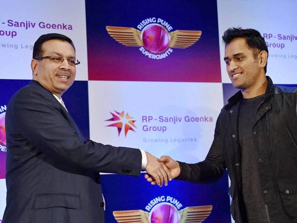 പ്രൊഫഷണലാണ്