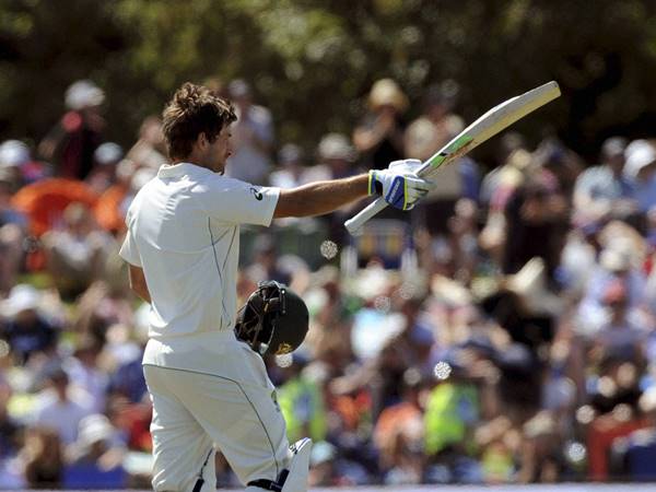 ബേണ്‍സ് കലക്കി