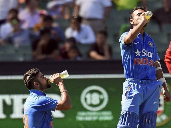 പിന്നെ എവിടെ കളിക്കും