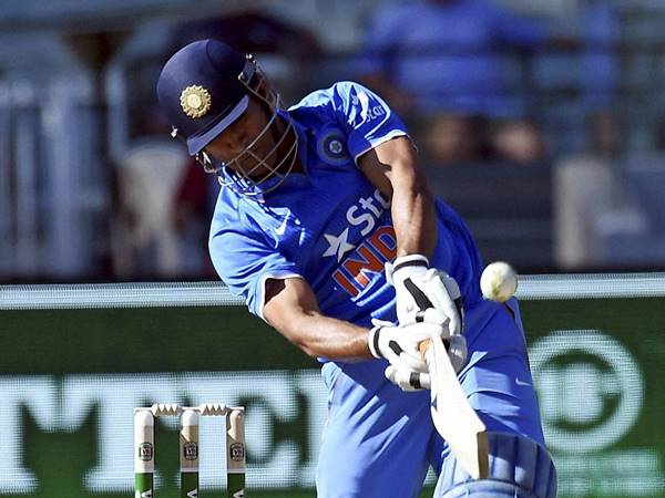 ധോണി ഫിനിഷ് ചെയ്തു