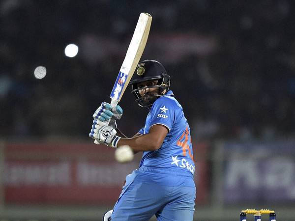 രോഹിത് ക്ലാസ്, എലഗന്‍സ്