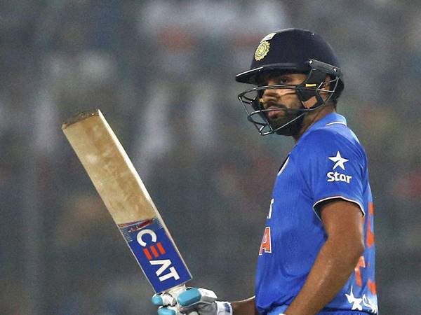 ഒരു വര്‍ഷത്തെ ഇടവേള