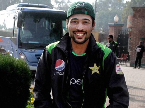 പാകിസ്താന് ബൗളിംഗ്