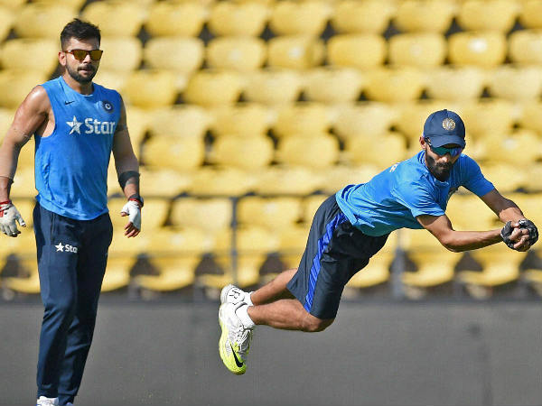 കോലി രക്ഷകനായില്ല