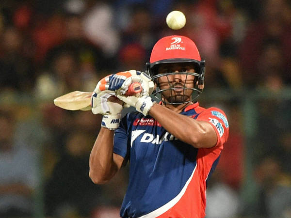 കരുണ്‍ തകര്‍ത്തു