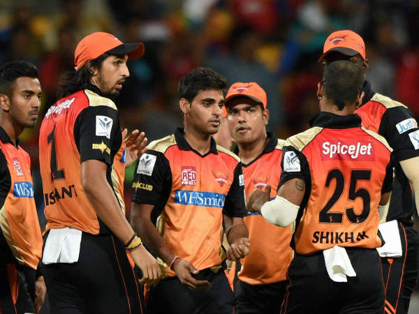 ഭുവനേശ്വര്‍ കുമാര്‍