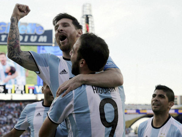 ഫുട്‌ബോളിന്റെ മിശിഹ