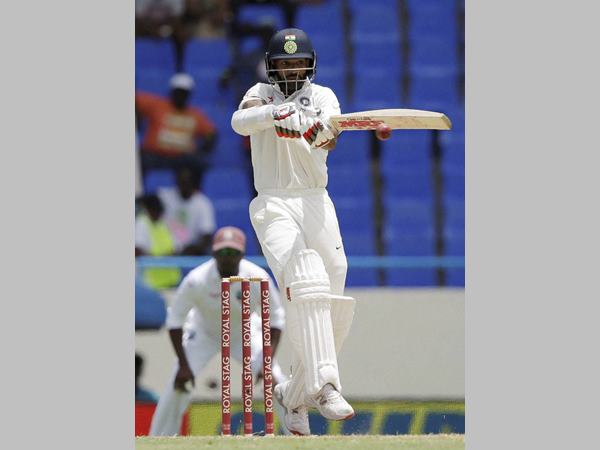  ധവാനും തിളങ്ങി 