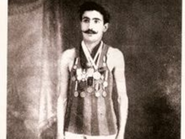  ഫ്രാന്‍സിസ്‌കോ ലസാരോ