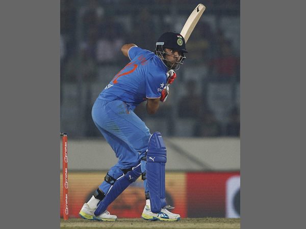 അഞ്ചാം പന്ത് ആകാശത്തേക്ക് 