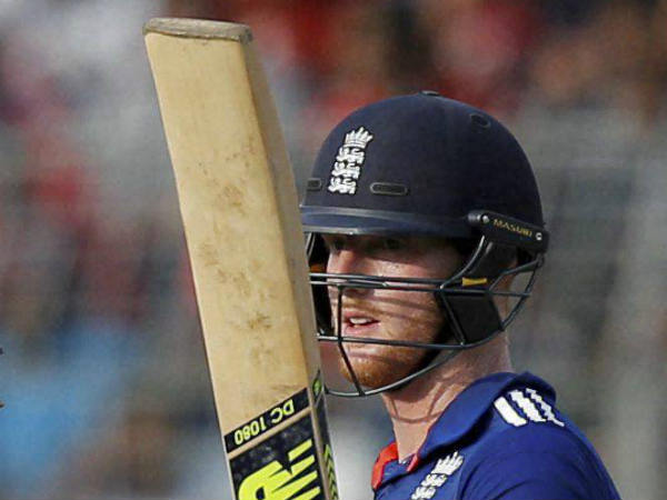 ഇംഗ്ലണ്ട് അടിച്ചത് 309