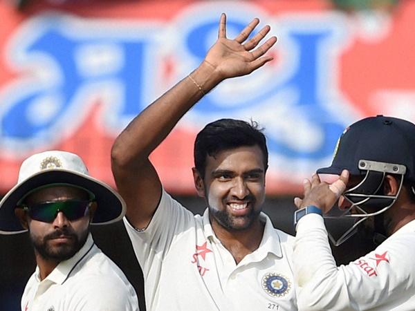 കുംബ്ലെ മാത്രം മുന്നില്‍ 