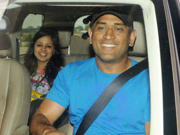 ധോണിയുടെ കളക്ഷന്‍