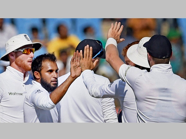 റഷീദിനും നാല്