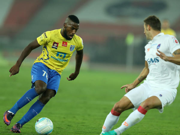 കുന്തമുനയായി നാസണും ബെല്‍ഫോട്ടും