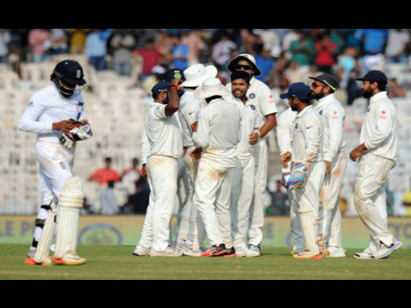 റെക്കോഡ് ബുക്കില്‍ കോലിക്കൂട്ടം