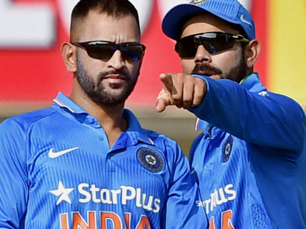 എന്തുകൊണ്ട് ധോണി ഹീറ്റേഴ്‌സ്?