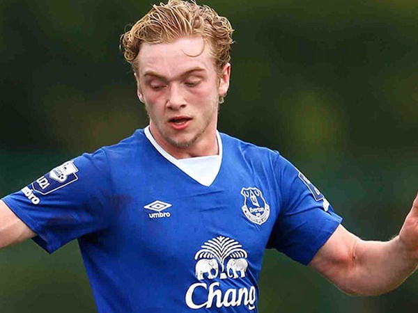 ടോം ഡേവിസാണ് താരം..