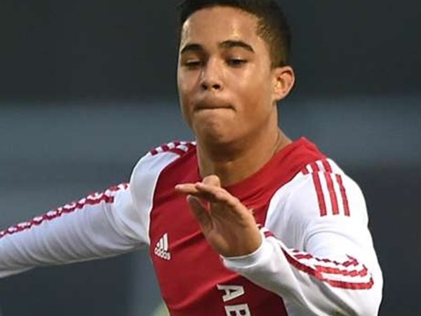 പകരക്കാരനായിട്ട്....