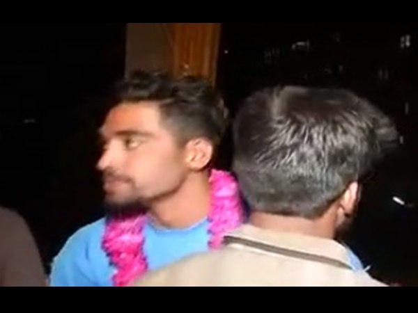 ആദ്യ പ്രതിഫലം 500 രൂപ