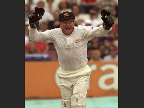 ഹീലിക്ക് ചുട്ട മറുപടി