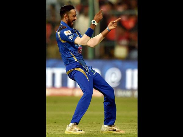 ക്രുനാല്‍ പാണ്ഡ്യയുടെ ക്യാച്ച് 