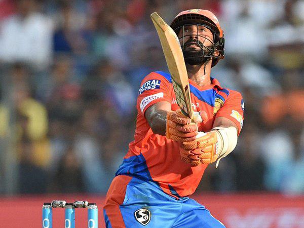  ആശ്വാസമായി കാര്‍ത്തിക്ക്